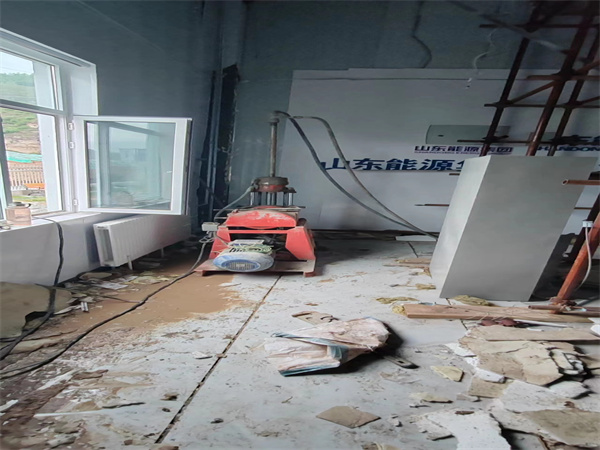 湟源地基基础下沉墙体裂缝加固注浆顶升施工